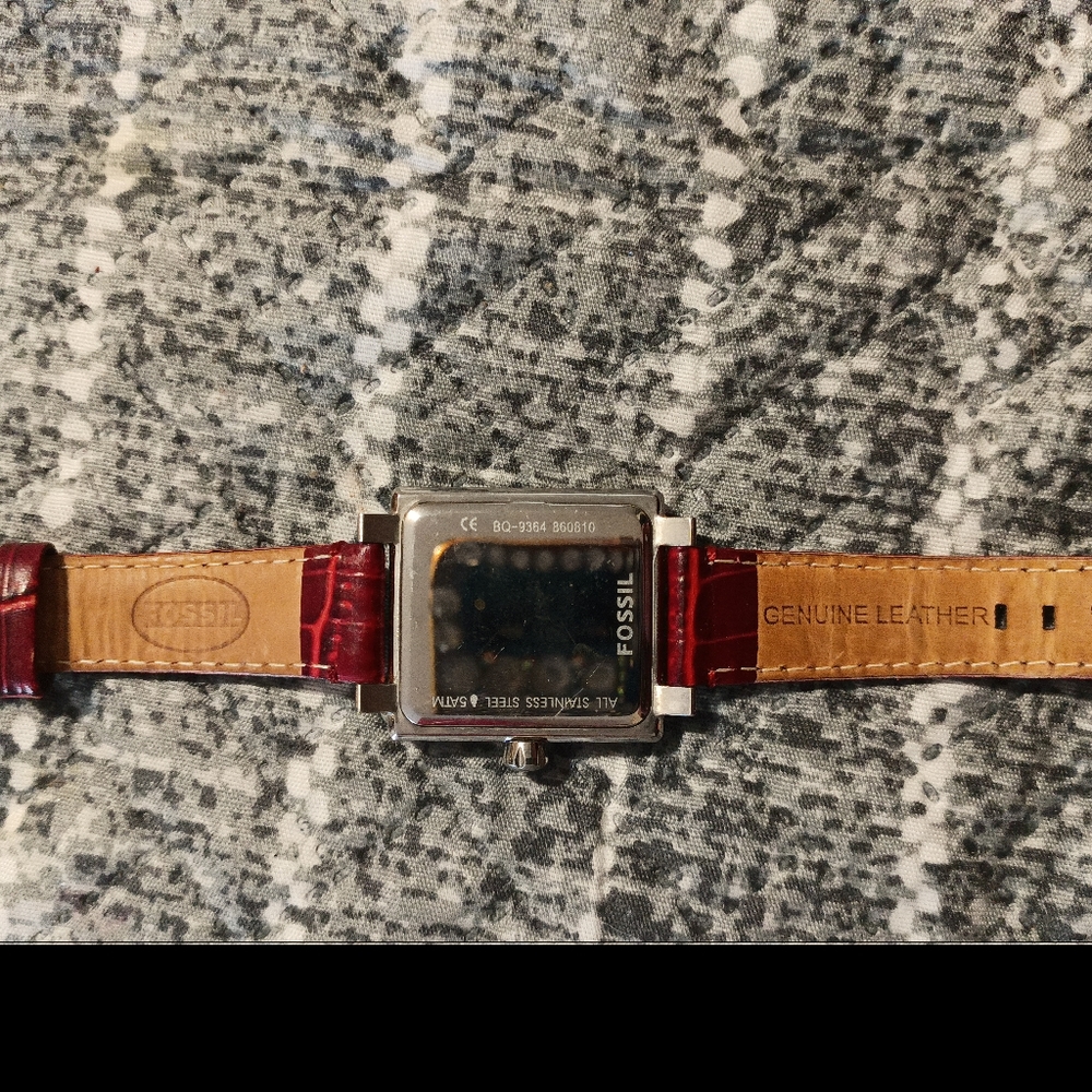 FOSSIL WATCH - Picture 3 of 3